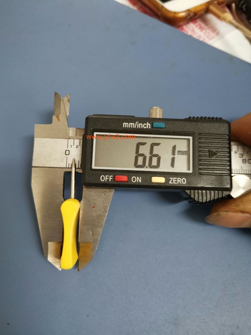 11624417460_1653490790