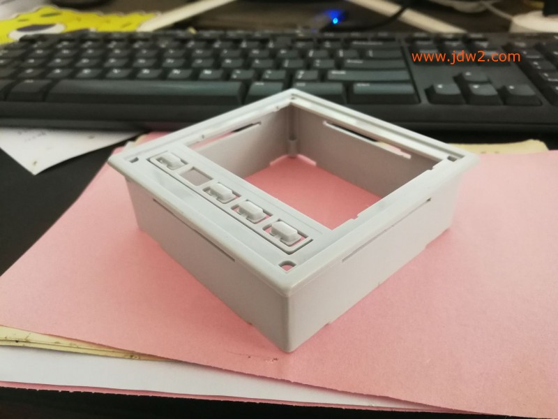 11853029177_141923945