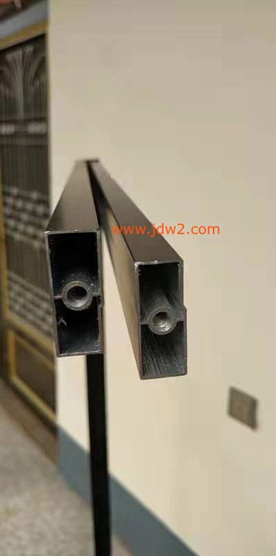 12352598635_1096262783