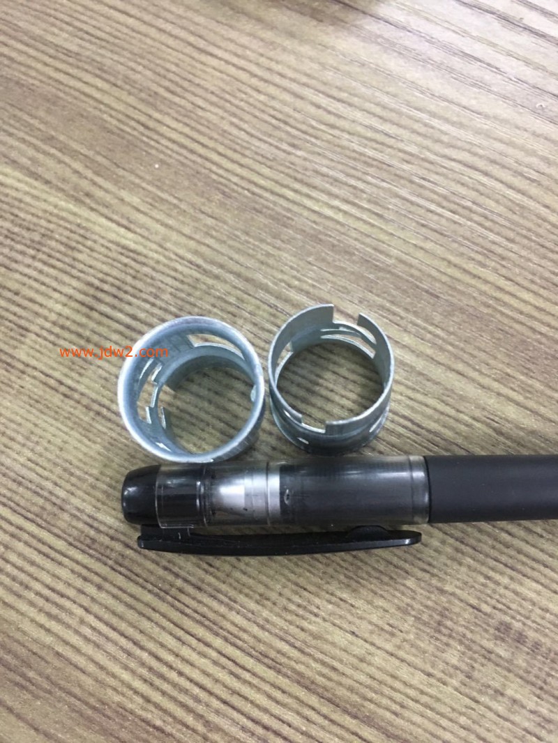 13569622552_1460233381