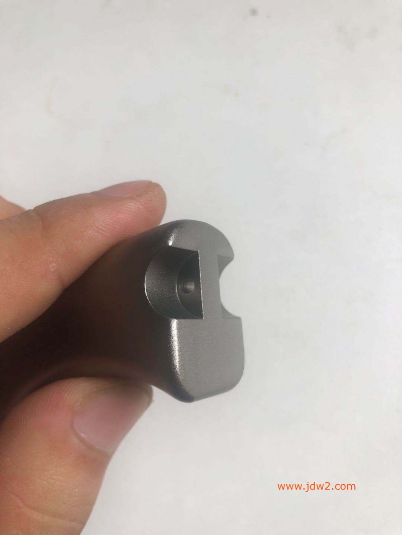 18400803009_1552132789