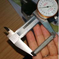 铁质滚花轴加工