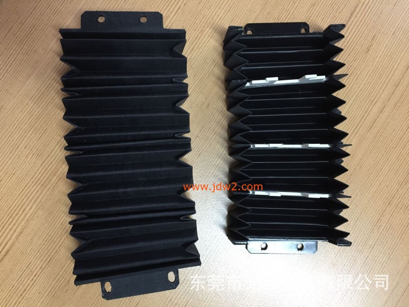 22025765158_2120821553