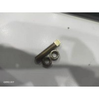 四方头螺丝加工