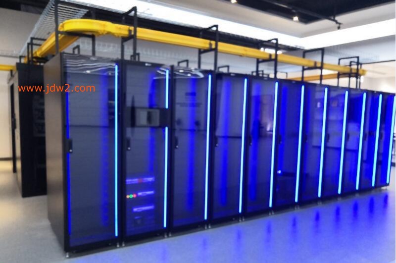 9232854922_1786569531