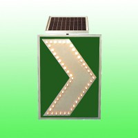 高速公路匝道诱导标志 弯道太阳能诱导标志交通设施厂家